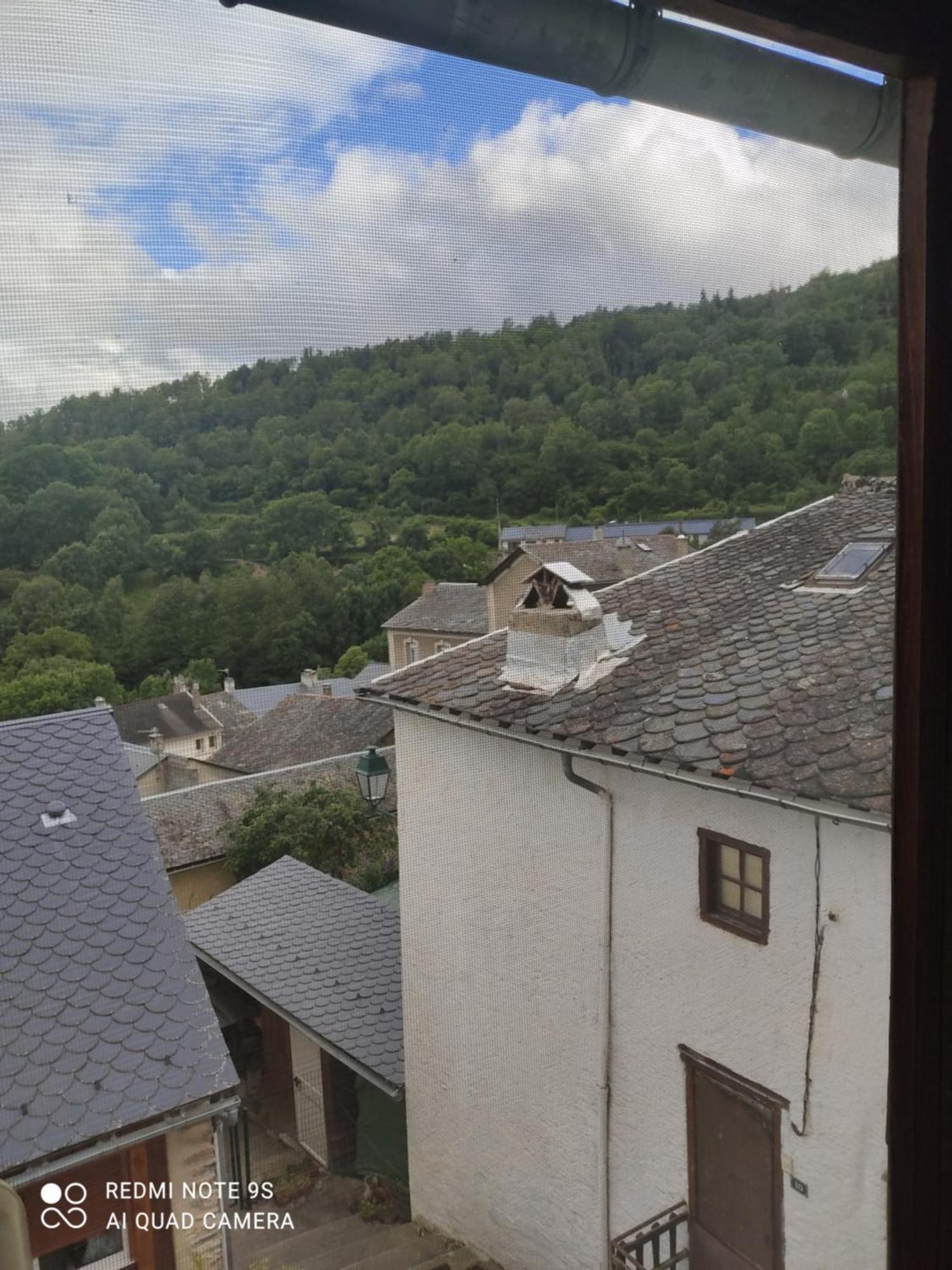 Gite 4 Pers A Rouze Exterior foto